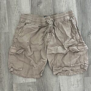 Vilebrequin Men's Taupe Cargo Shorts